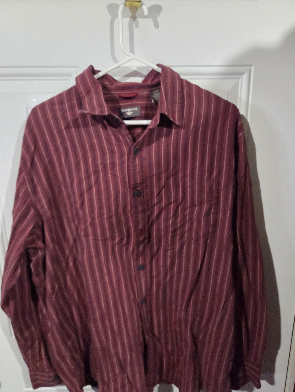 Dockers Men's Maroon Striped Long-Sleeve Button-Down Shirt